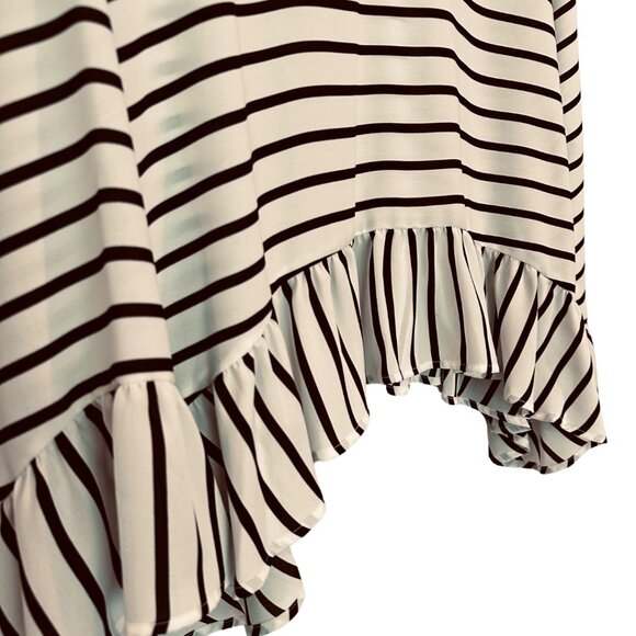 Chic Striped Ruffle Hem Blouse | Long Sleeve Flowy Top | Size Large - Picture 3 of 10